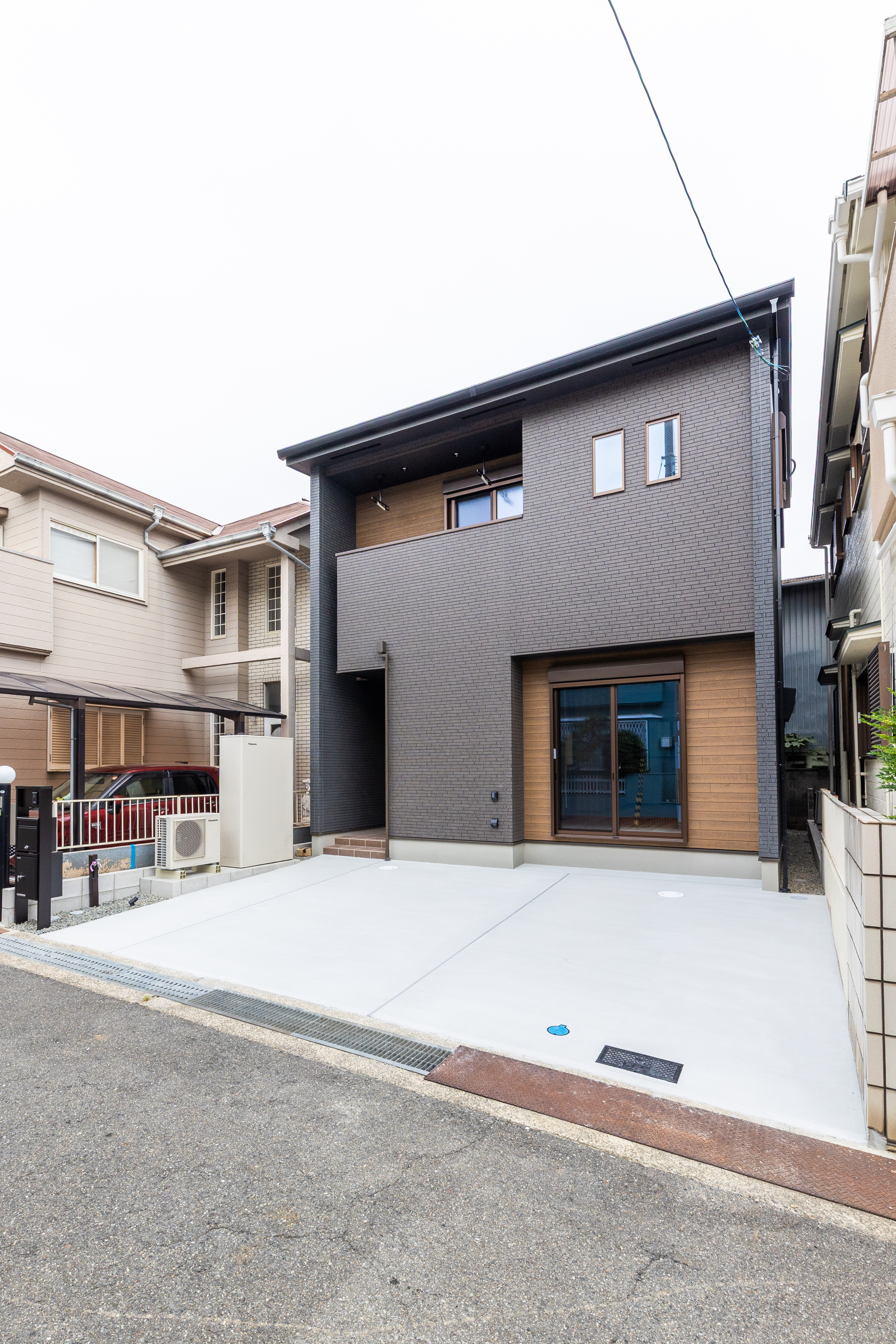 Exterior 6